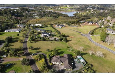 Photo of property in 2 Palm Drive, Kerikeri, 0294