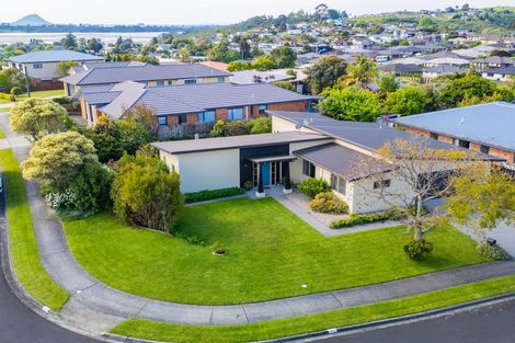 Photo of property in 47 Oteki Park Drive, Welcome Bay, Tauranga, 3112