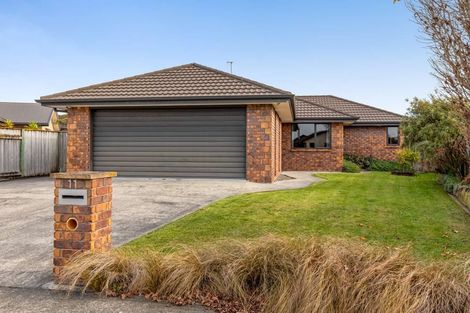 Photo of property in 11 Cleveland Heights, Kelvin Grove, Palmerston North, 4414