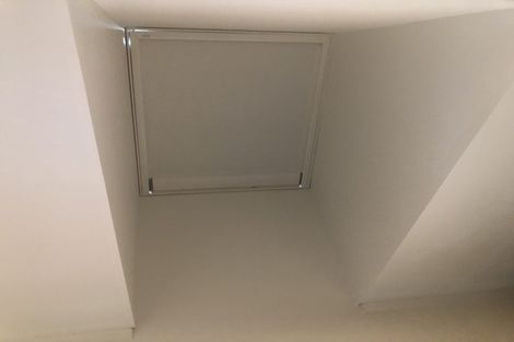 Photo of property in 4/8 Kaitawa Road, York Bay, Lower Hutt, 5013