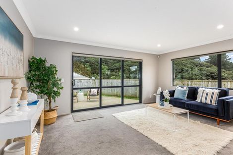 Photo of property in 44a Staithes Drive North, Whitby, Porirua, 5024