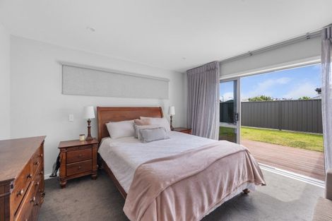 Photo of property in 8 Kaituna Place, Te Awa, Napier, 4110