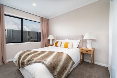 Photo of property in 10 Te Rata Boulevard, Karaka, 2124