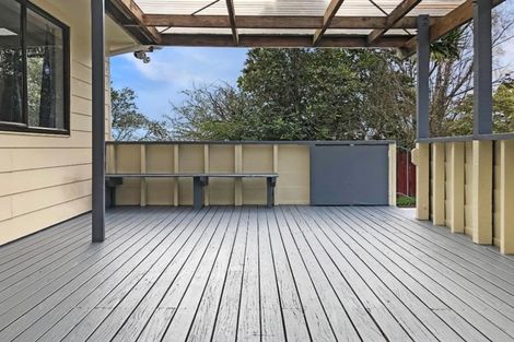 Photo of property in 90 Sunvue Road, Glen Eden, Auckland, 0602