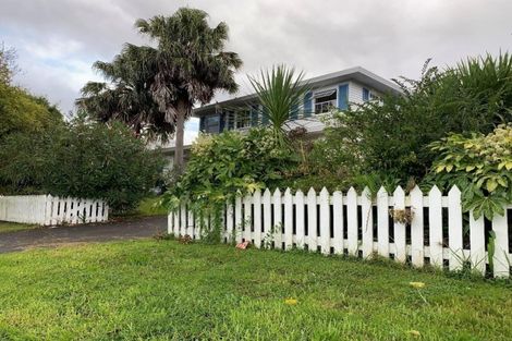 Photo of property in 78 Becroft Drive, Forrest Hill, Auckland, 0620