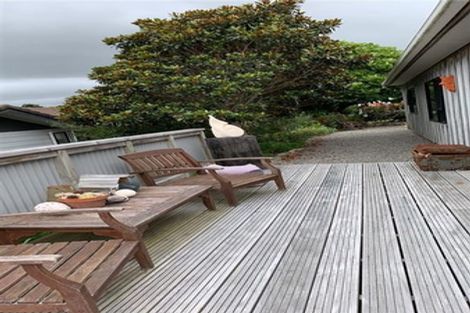 Photo of property in 27 Hicks Crescent, Waikanae Beach, Waikanae, 5036