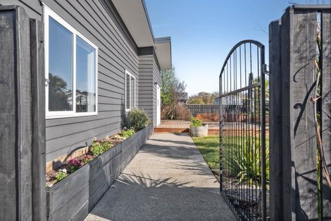 Photo of property in 16a Malcolm Street, Martinborough, 5711