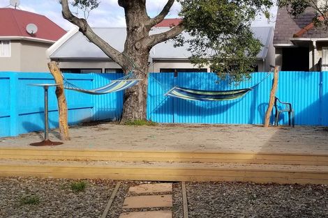 Photo of property in 142 Albany Street, North Dunedin, Dunedin, 9016