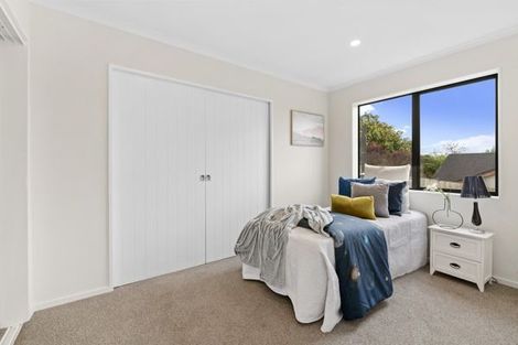 Photo of property in 9 Travis View Drive, Fairview Heights, Auckland, 0632