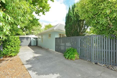 Photo of property in 1/61 Searells Road, Strowan, Christchurch, 8052