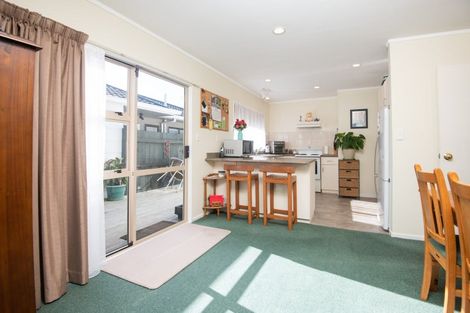 Photo of property in 5 Richmond Avenue, Takaro, Palmerston North, 4410