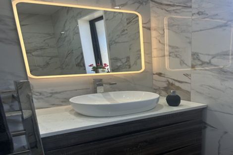 Photo of property in 203 Kyle Road, Greenhithe, Auckland, 0632