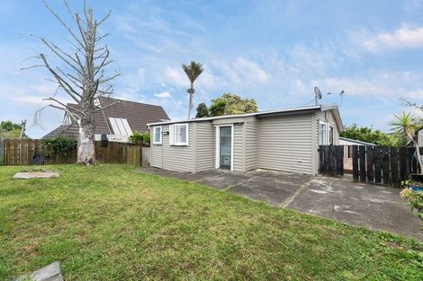 Photo of property in 10a Lewis Street, Blockhouse Bay, Auckland, 0600