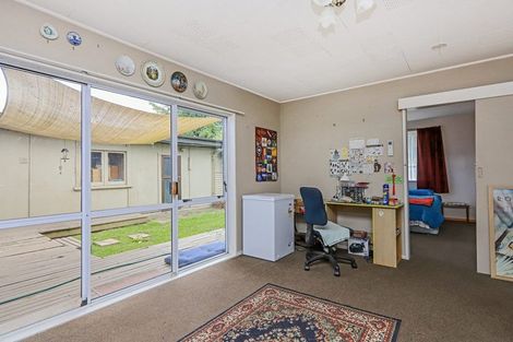 Photo of property in 222 Mayfair Avenue, Mayfair, Hastings, 4122