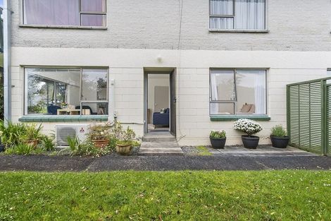 Photo of property in 1/126 Lynwood Road, New Lynn, Auckland, 0600