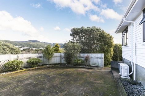 Photo of property in 76 Taylor Terrace, Tawa, Wellington, 5028