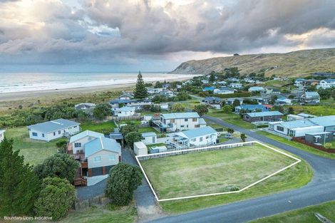 Photo of property in 10 Te Paerahi Road, Porangahau, 4293