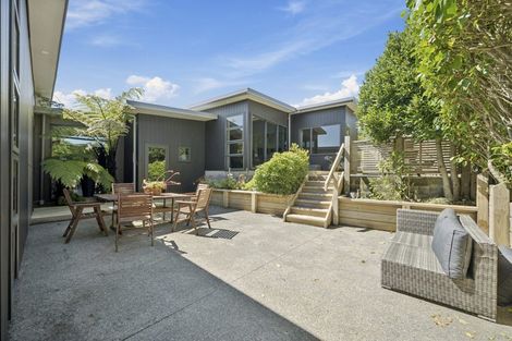 Photo of property in 173 Bing Lucas Drive, Tawa, Wellington, 5028