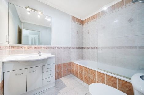 Photo of property in 10 Wando Lane, East Tamaki, Auckland, 2013
