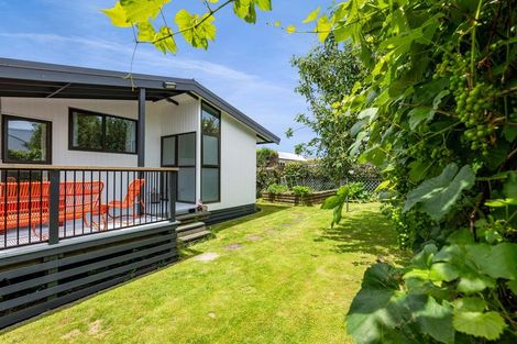 Photo of property in 4 Quin Crescent, Hawera, 4610