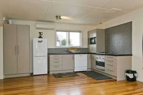 Photo of property in 1/24 Charles Crescent, Rainbow Point, Taupo, 3330
