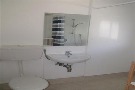 Photo of property in 2/7 Phillips Place, Havelock North, 4130