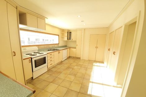 Photo of property in 184 Fitzherbert Avenue, West End, Palmerston North, 4410