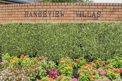 Photo of property in Rangeview Villas, 10/9 Fuller Close, Levin, 5510