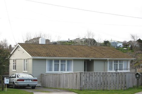 Photo of property in 16 Wiremu Place, Blagdon, New Plymouth, 4310