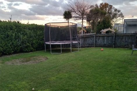 Photo of property in 143 Deep Creek Road, Torbay, Auckland, 0630