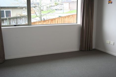 Photo of property in 29 Sapperton Drive, Henderson, Auckland, 0612