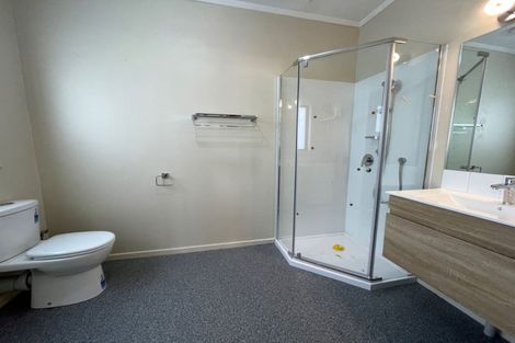 Photo of property in 89 Forrest Hill Road, Milford, Auckland, 0620