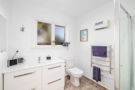 Photo of property in 80 Withells Road, Avonhead, Christchurch, 8042