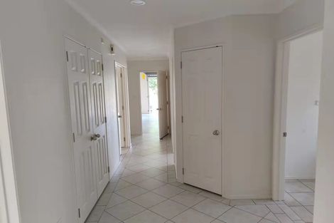 Photo of property in 54 Te Wharau Drive, Greenhithe, Auckland, 0632