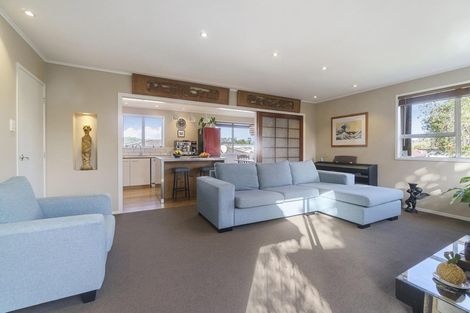 Photo of property in 28 Newham Place, Henderson, Auckland, 0612