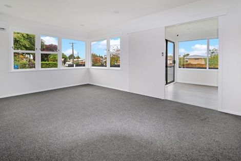 Photo of property in 5 Minifie Avenue, Melville, Hamilton, 3206