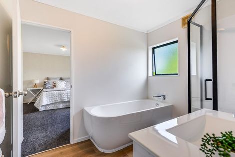 Photo of property in 64 Brymer Road, Grandview Heights, Hamilton, 3200