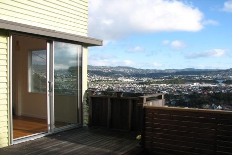 Photo of property in 86 Kinghorne Street, Strathmore Park, Wellington, 6022