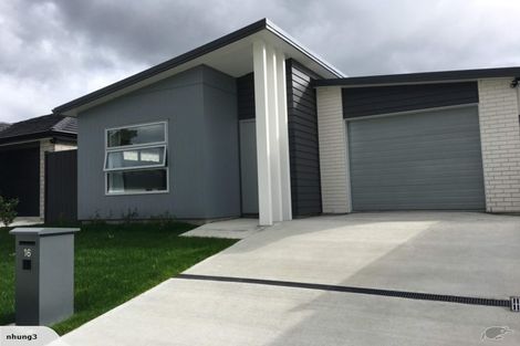 Photo of property in 16 Gilruth Road, Wallaceville, Upper Hutt, 5018