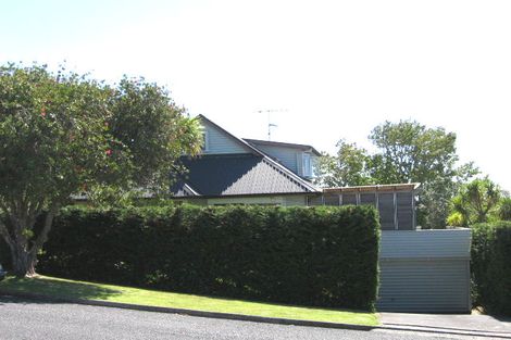 Photo of property in 66 Castor Bay Road, Castor Bay, Auckland, 0620