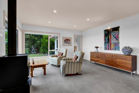 Photo of property in 171 Sealy Road, Omata, New Plymouth, 4374