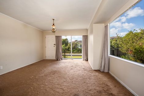 Photo of property in 4 Halyard Place, Whitby, Porirua, 5024