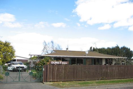 Photo of property in 5 Edward Street, Bulls, 4818