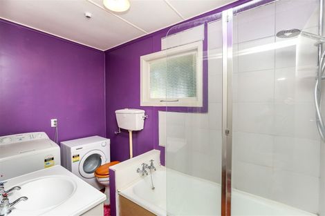Photo of property in 220 Powderham Street, New Plymouth, 4310