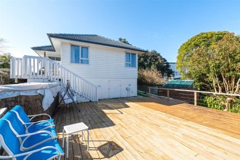 Photo of property in 8a Gloria Avenue, Te Atatu Peninsula, Auckland, 0610