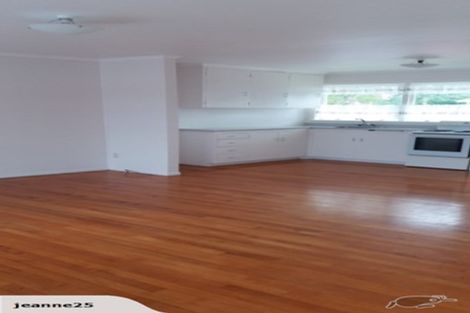 Photo of property in 18 Alma Road, Milford, Auckland, 0620