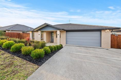Photo of property in 19 Kilbryde Crescent, Pokeno, 2402