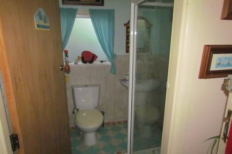 Photo of property in 41 Seaview Road, Glenfield, Auckland, 0629