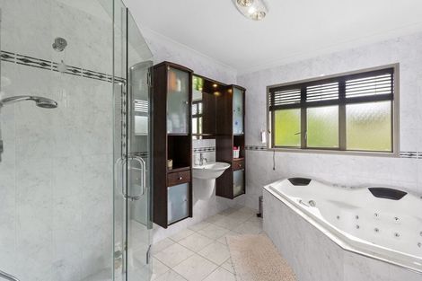 Photo of property in 176b Heta Road, Highlands Park, New Plymouth, 4312