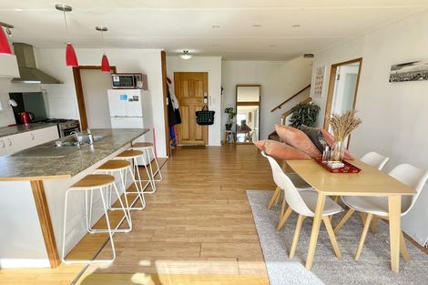 Photo of property in 94 Jamaica Drive, Grenada North, Wellington, 5028